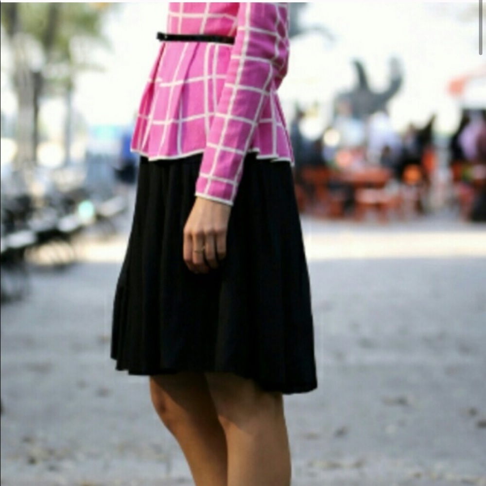 Theory Black pleated skirt Size 6